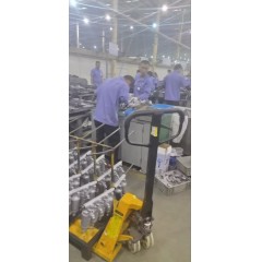 通潤汽車零部件招聘    大齡工，長白班  男女不限 男工18-55歲  女工 18-50周歲cc