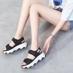 運動老爹涼鞋女夏2020新款夏天網(wǎng)紅厚底百搭休閑女式沙灘鞋ins潮