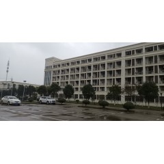 太倉(cāng)中集冷藏物流裝備有限公司   招聘  焊工  普工 男，18-45歲，身高1.65m以上，會(huì)寫字